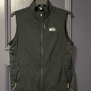 REI CO-OP Vest Full zip Black with Zip Pockets Medium